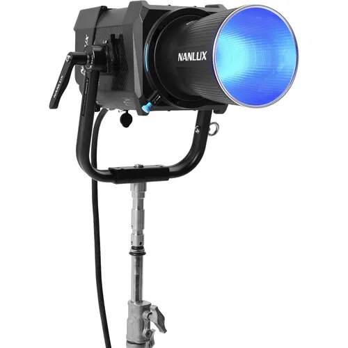 Nanlux Evoke 900C RGB LED Spot Light (T)